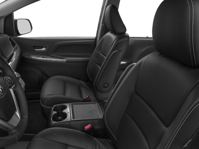 2017 Toyota Sienna SE 8 Passenger