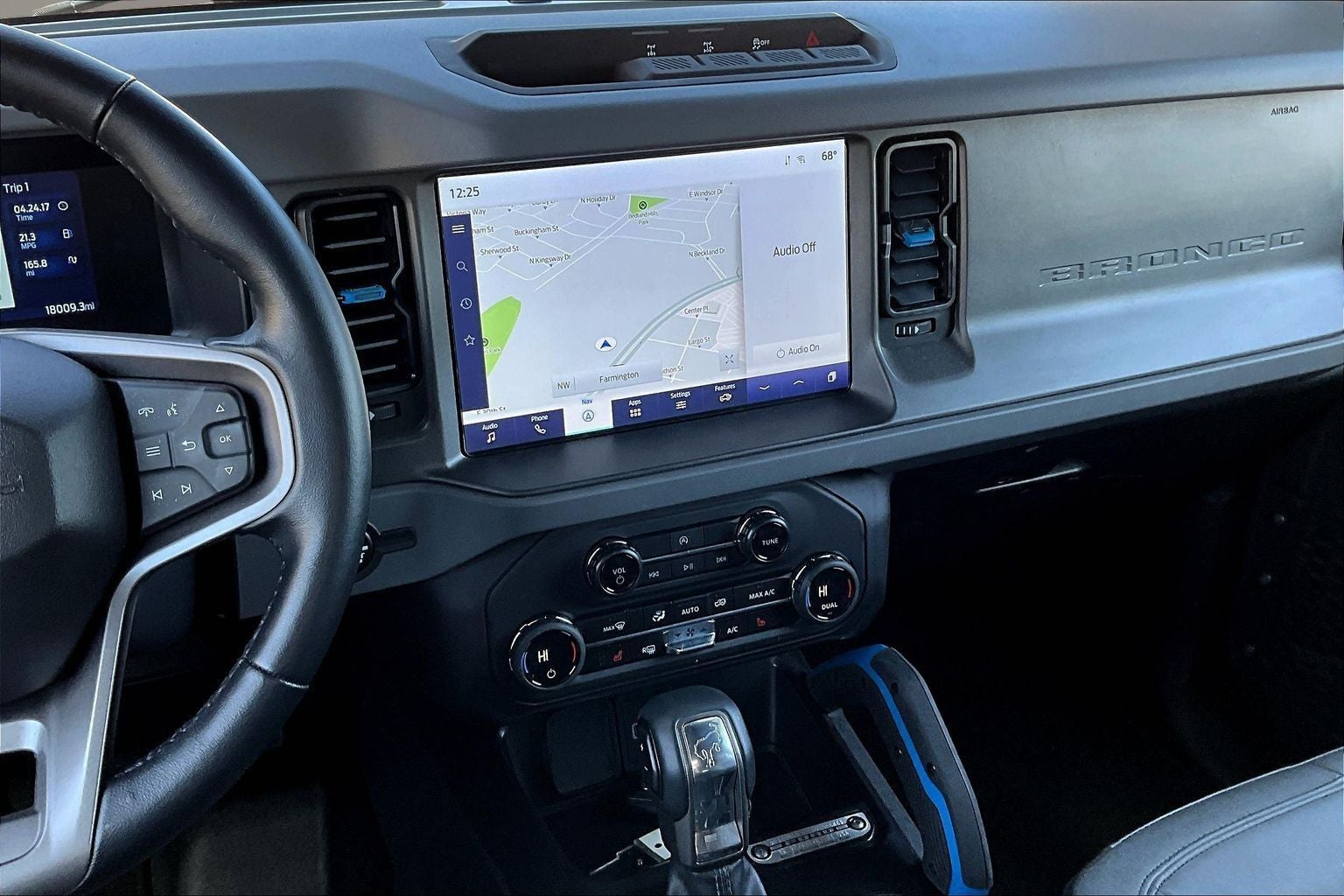 2024 Ford Bronco Black Diamond