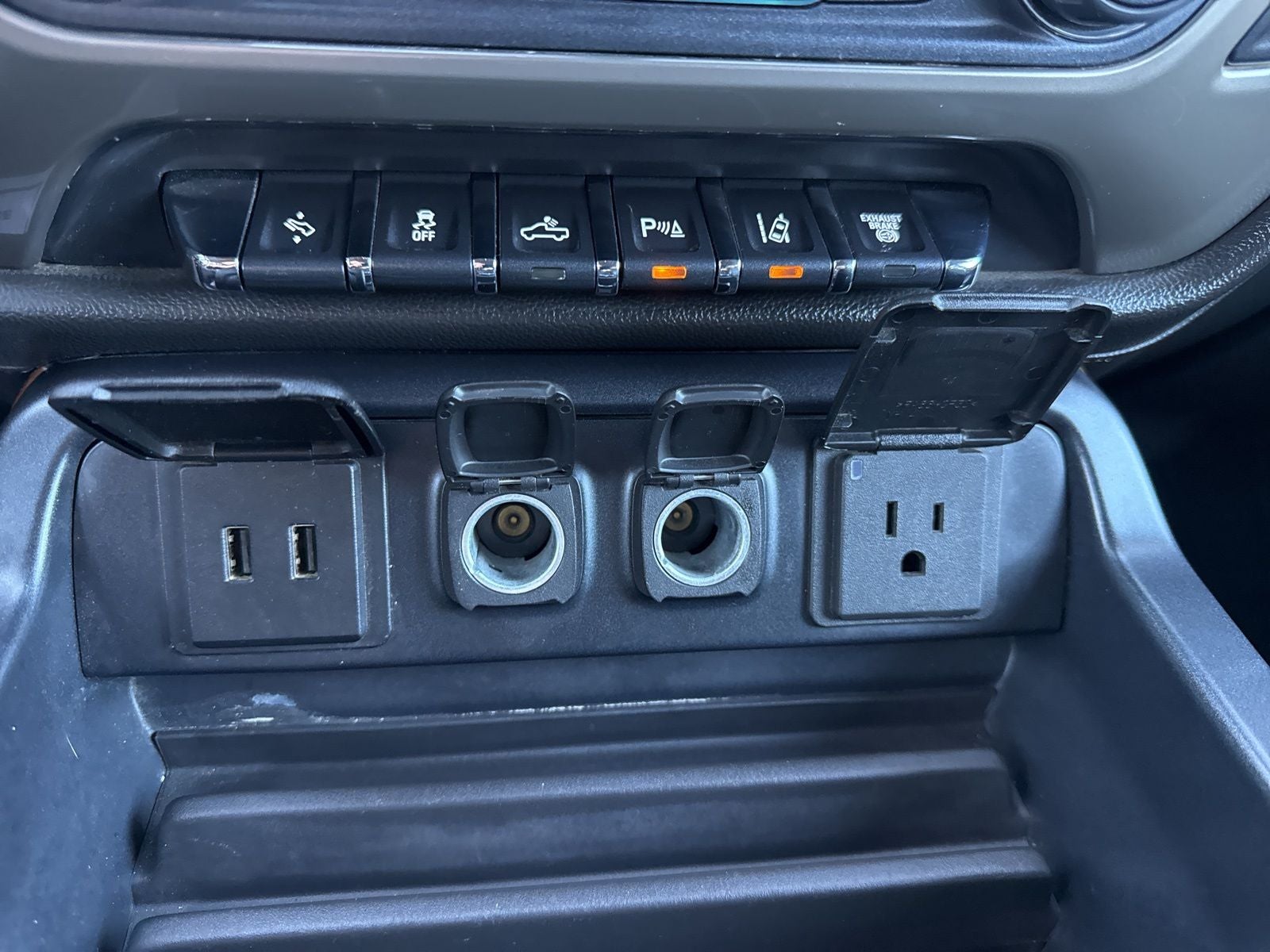 2018 Chevrolet Silverado 2500HD High Country