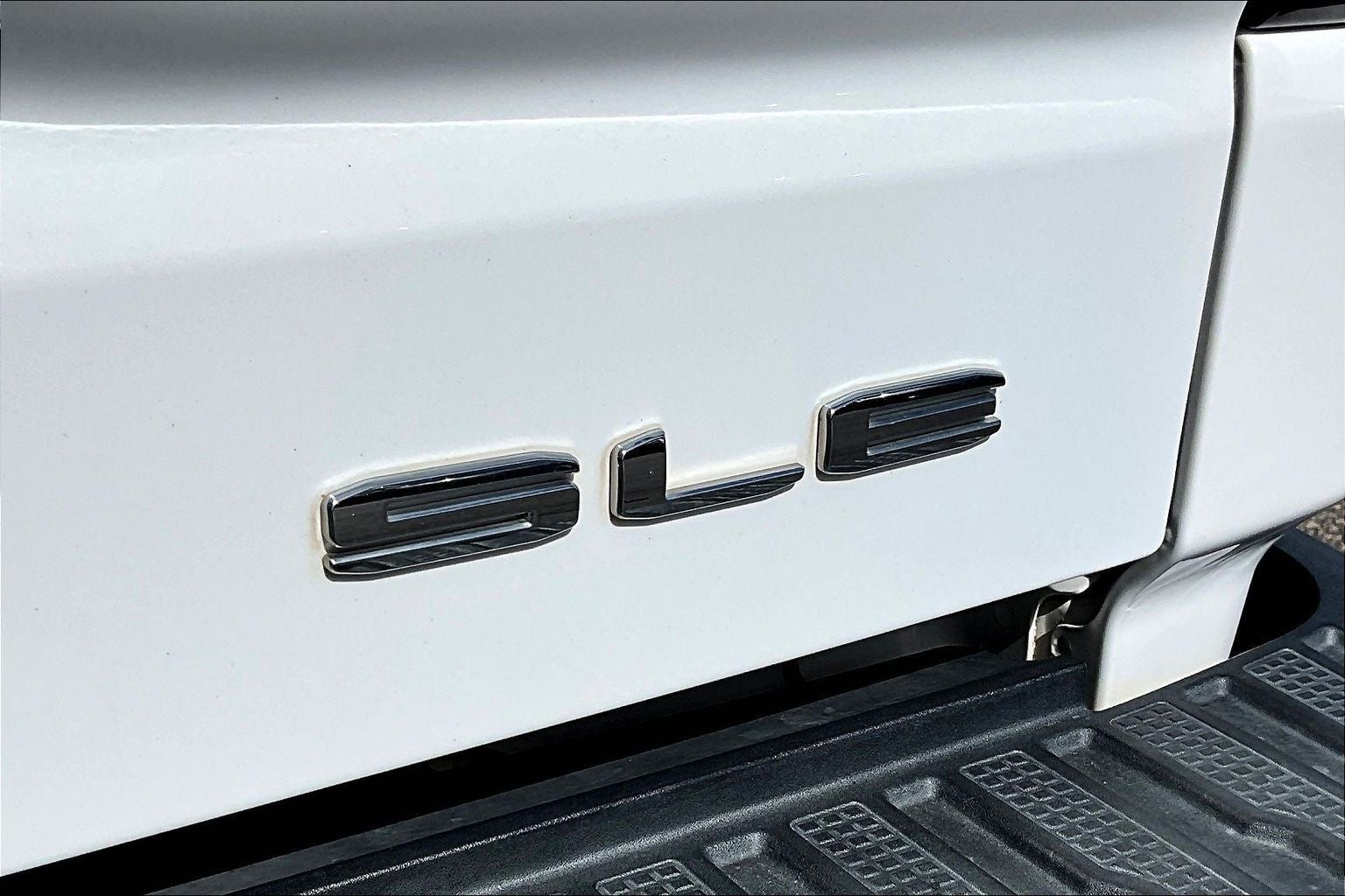 2020 GMC Sierra 1500 SLE