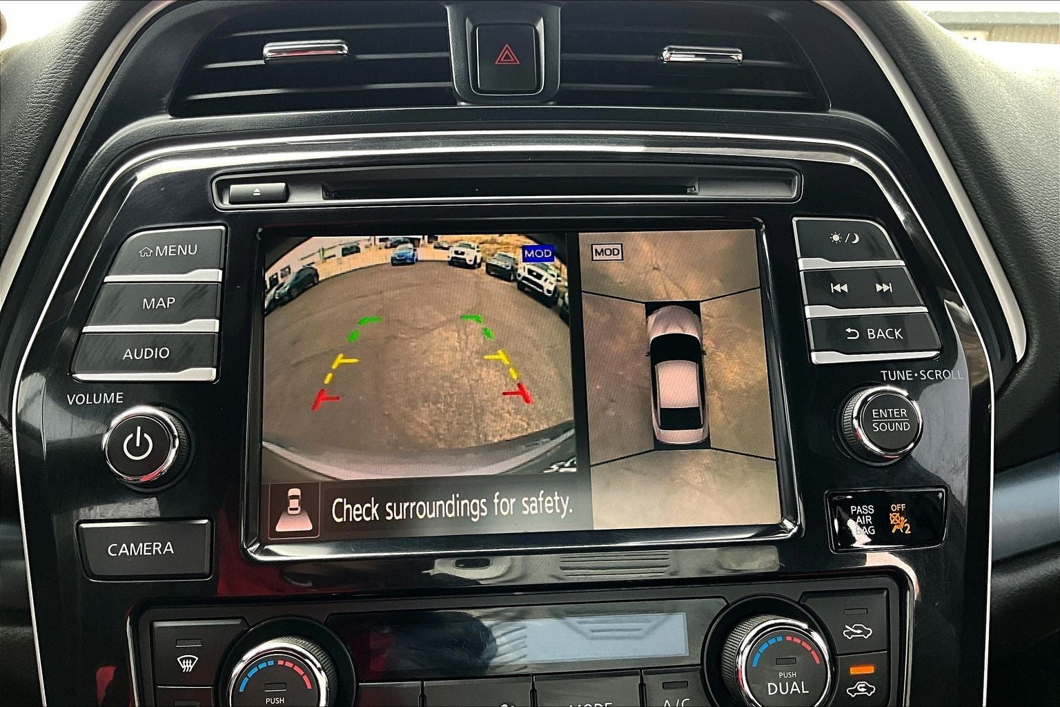 2023 Nissan Maxima SR