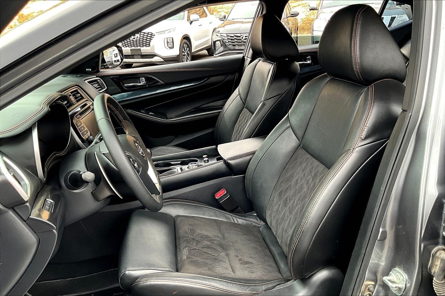 2023 Nissan Maxima SR