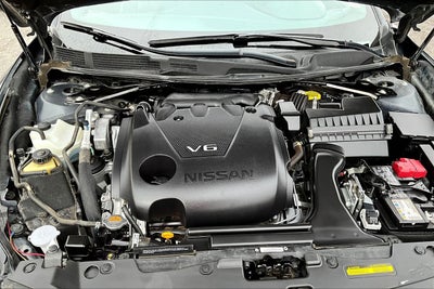 2023 Nissan Maxima SR