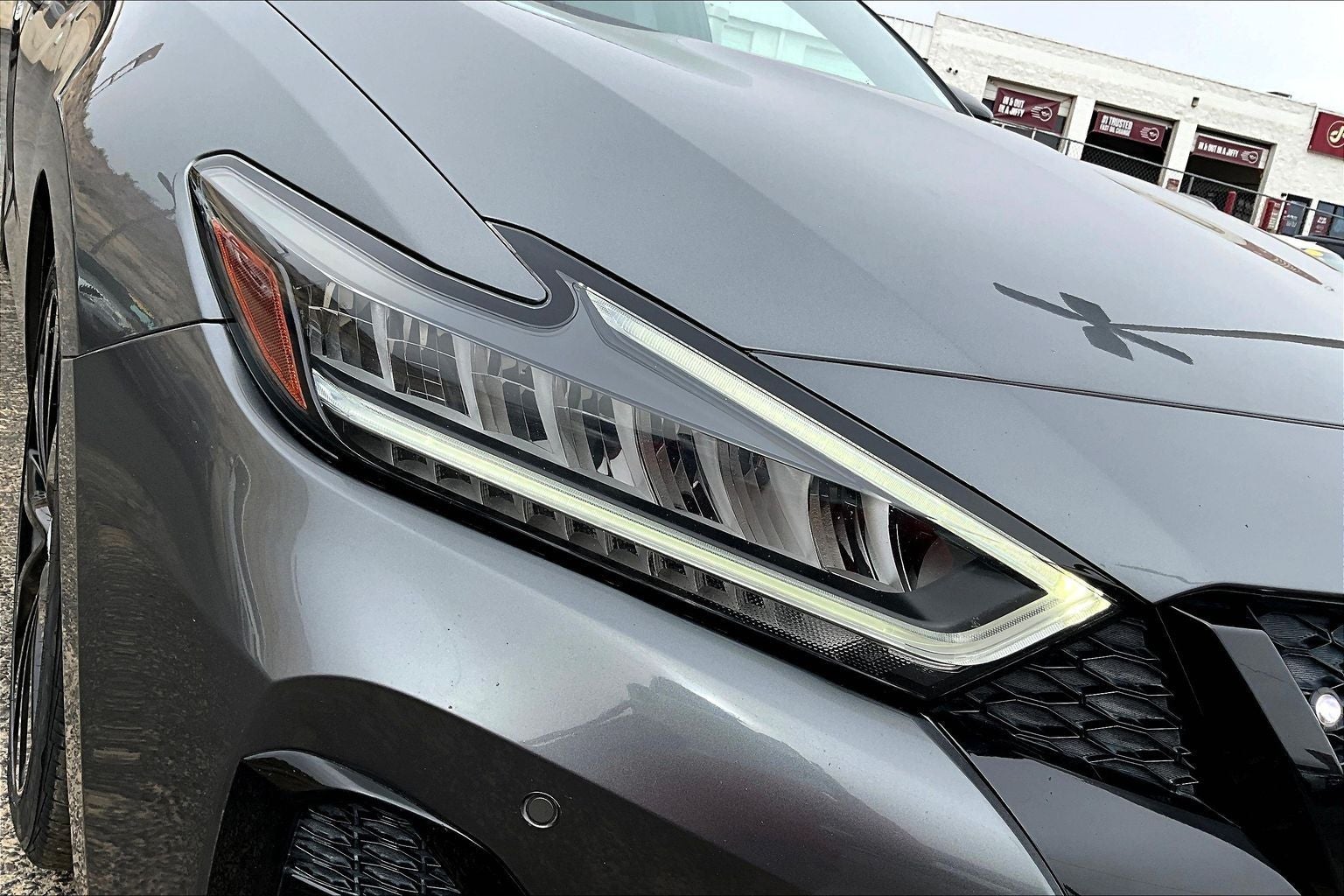 2023 Nissan Maxima SR