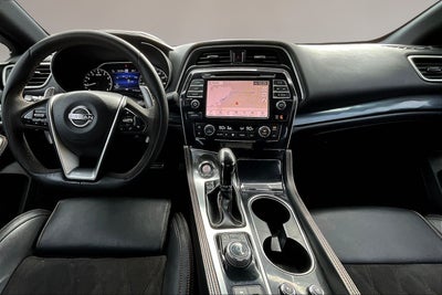 2023 Nissan Maxima SR