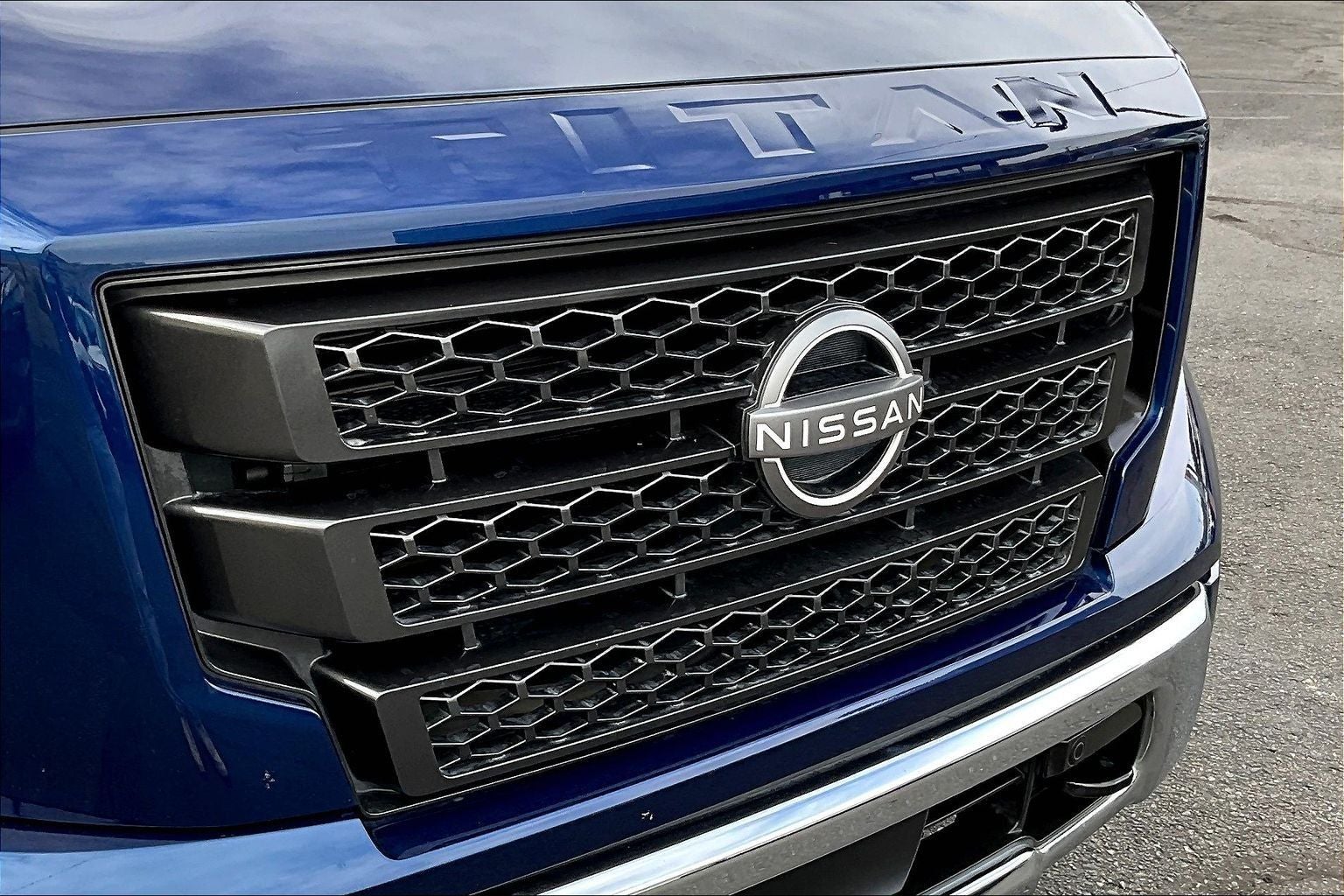 2024 Nissan Titan SV