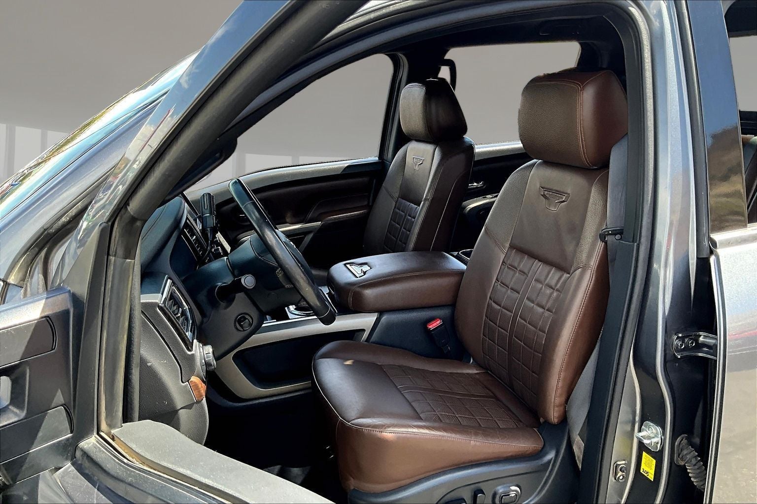 2023 Nissan Titan XD Platinum Reserve