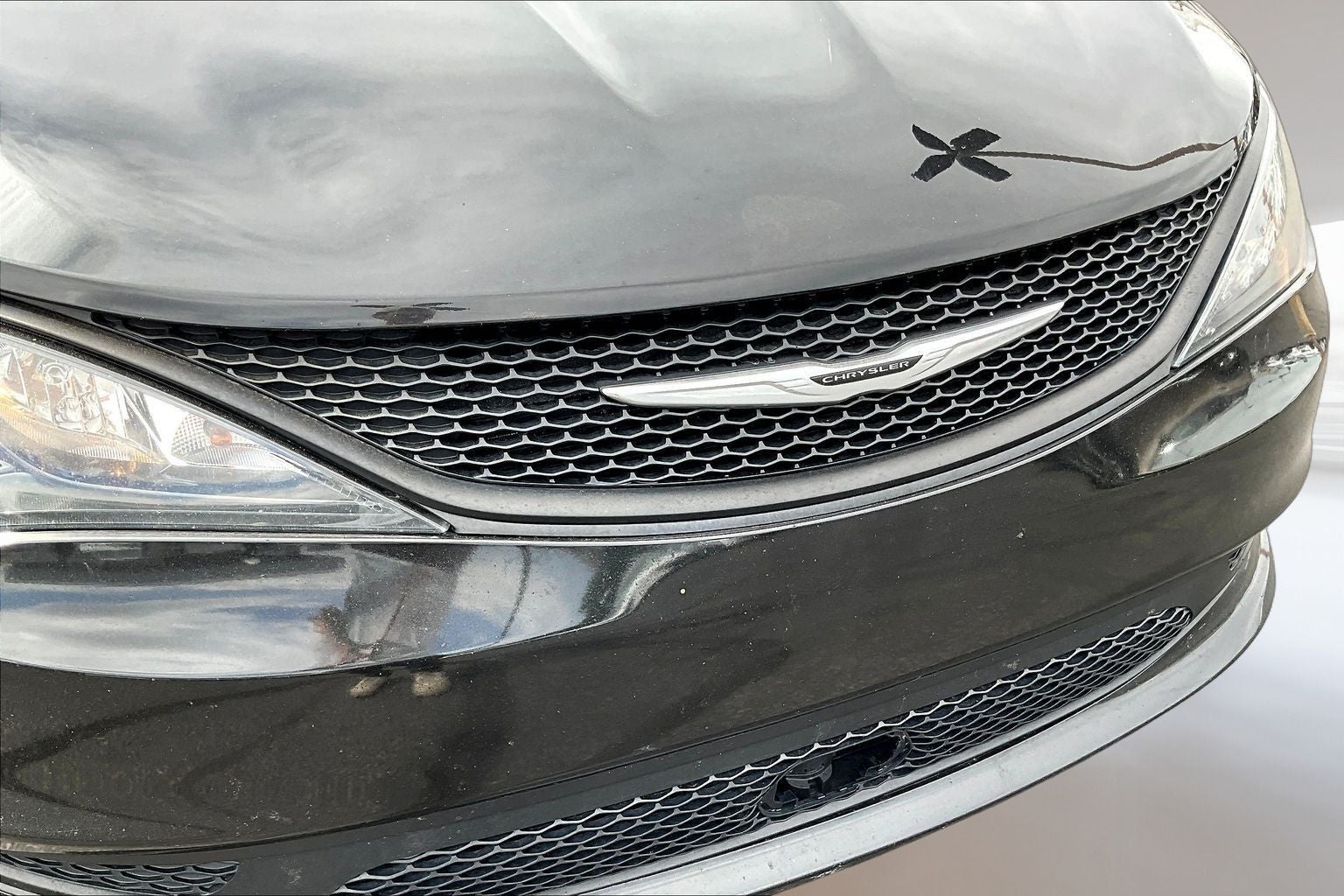 2022 Chrysler Voyager LX
