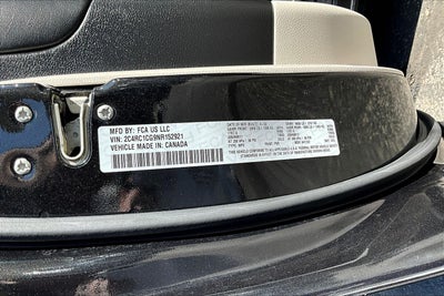 2022 Chrysler Voyager LX