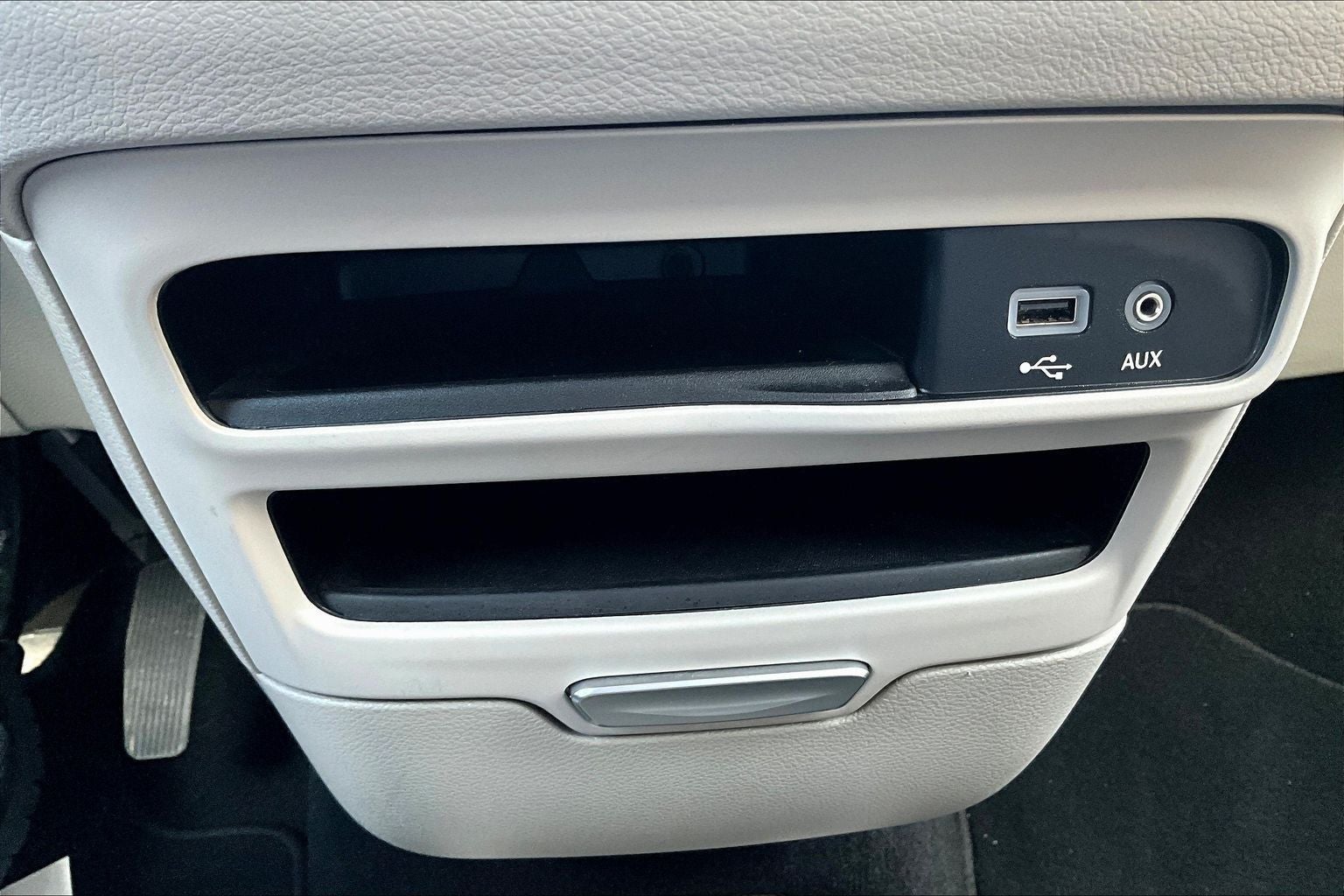 2017 Chrysler Pacifica Hybrid Touring Plus