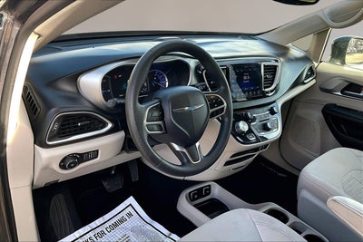 2017 Chrysler Pacifica Hybrid Touring Plus