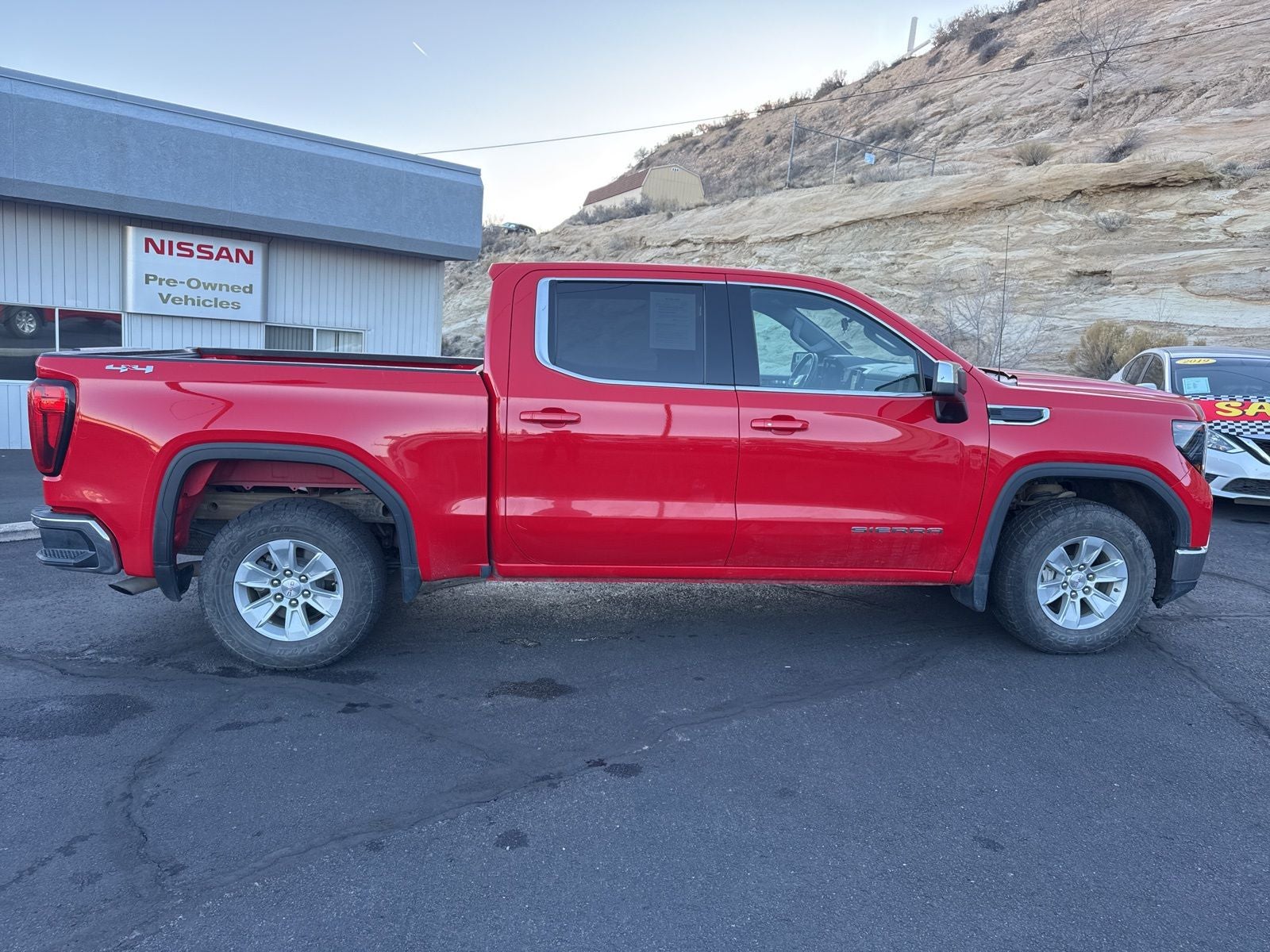 2023 GMC Sierra 1500 SLE
