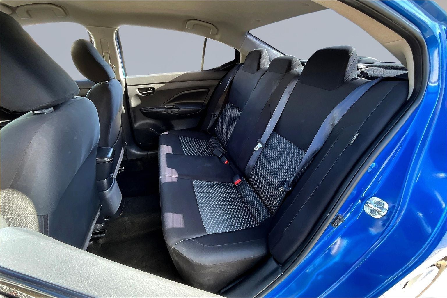 2020 Nissan Versa 1.6 S