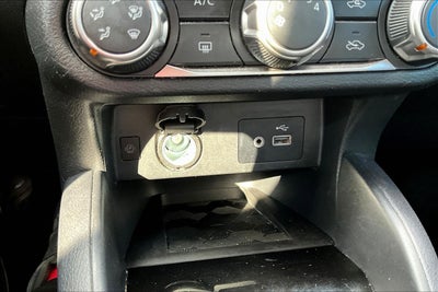 2024 Nissan Versa 1.6 SV