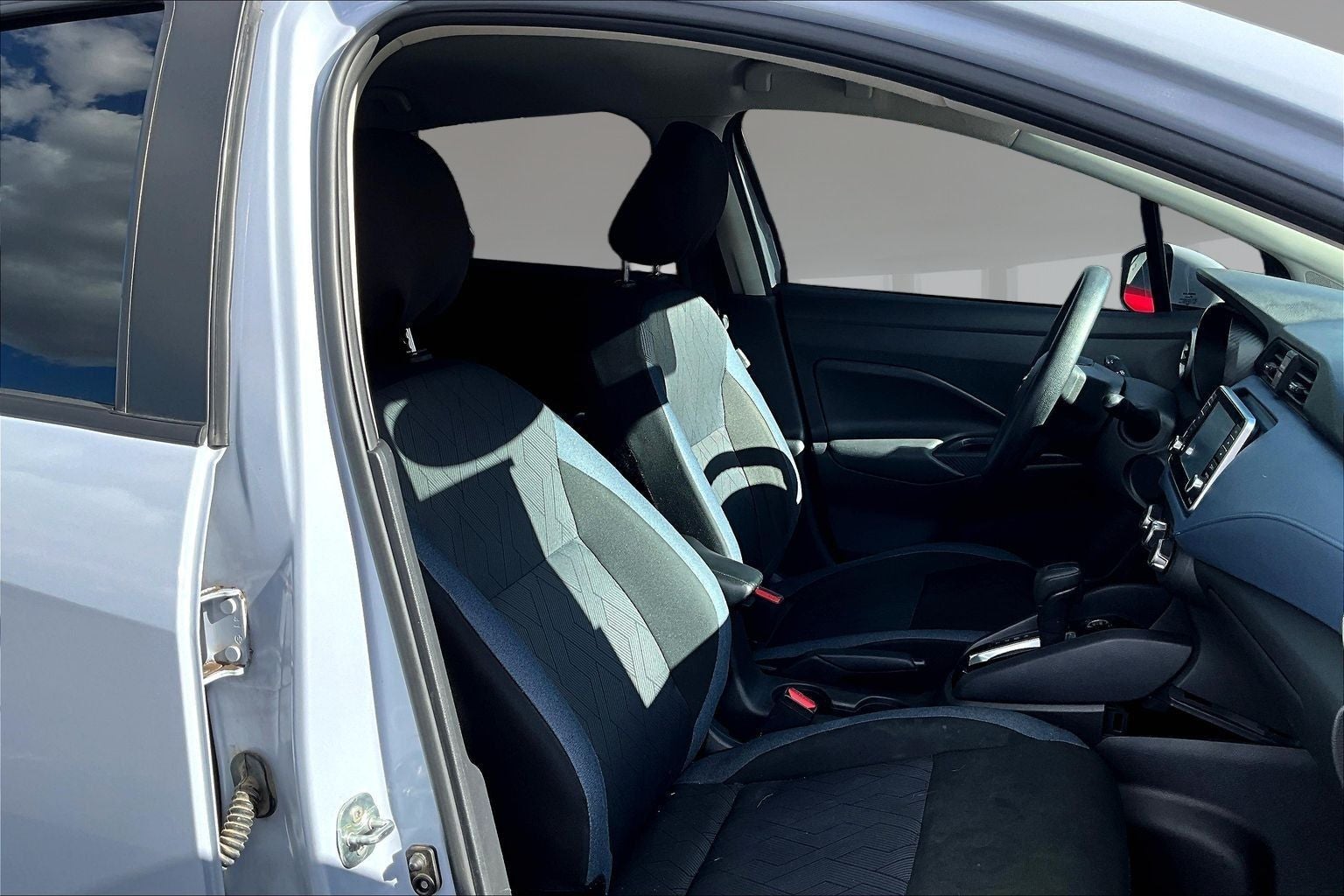 2024 Nissan Versa 1.6 SV