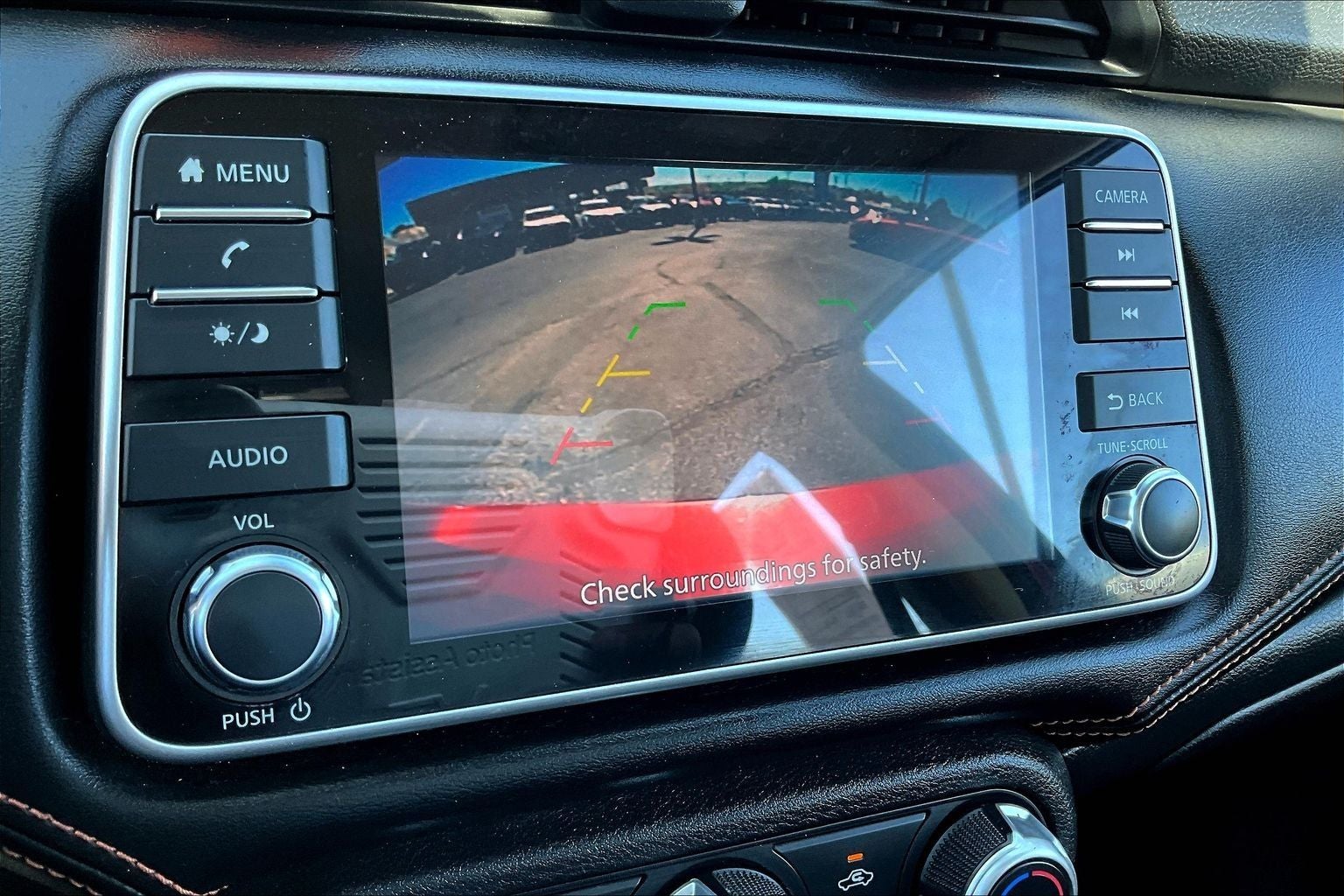 2021 Nissan Versa 1.6 SR