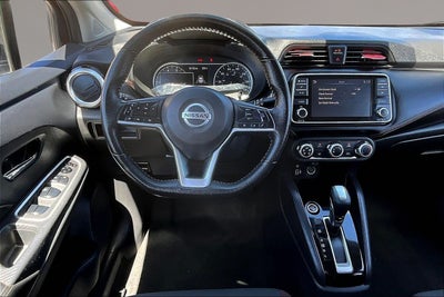 2021 Nissan Versa 1.6 SR