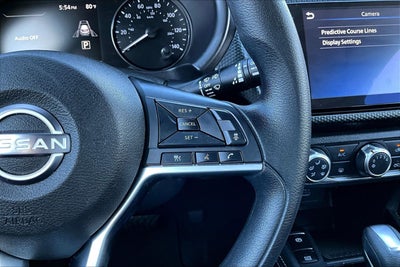 2023 Nissan Kicks SV