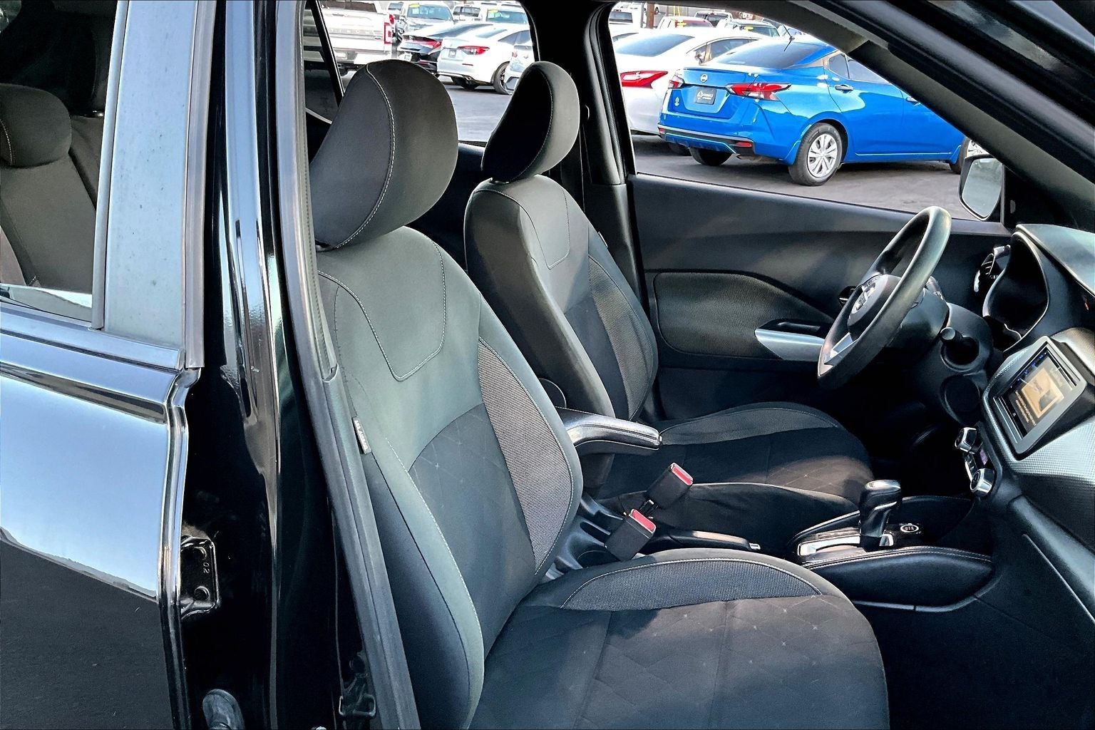 2020 Nissan Kicks SV