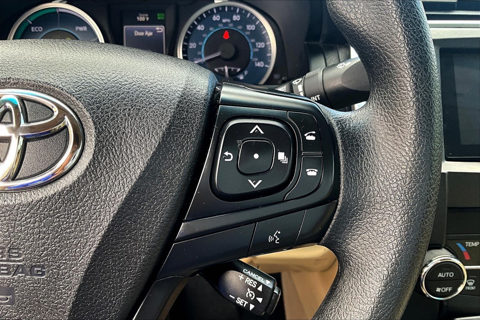 2015 Toyota Camry Hybrid LE