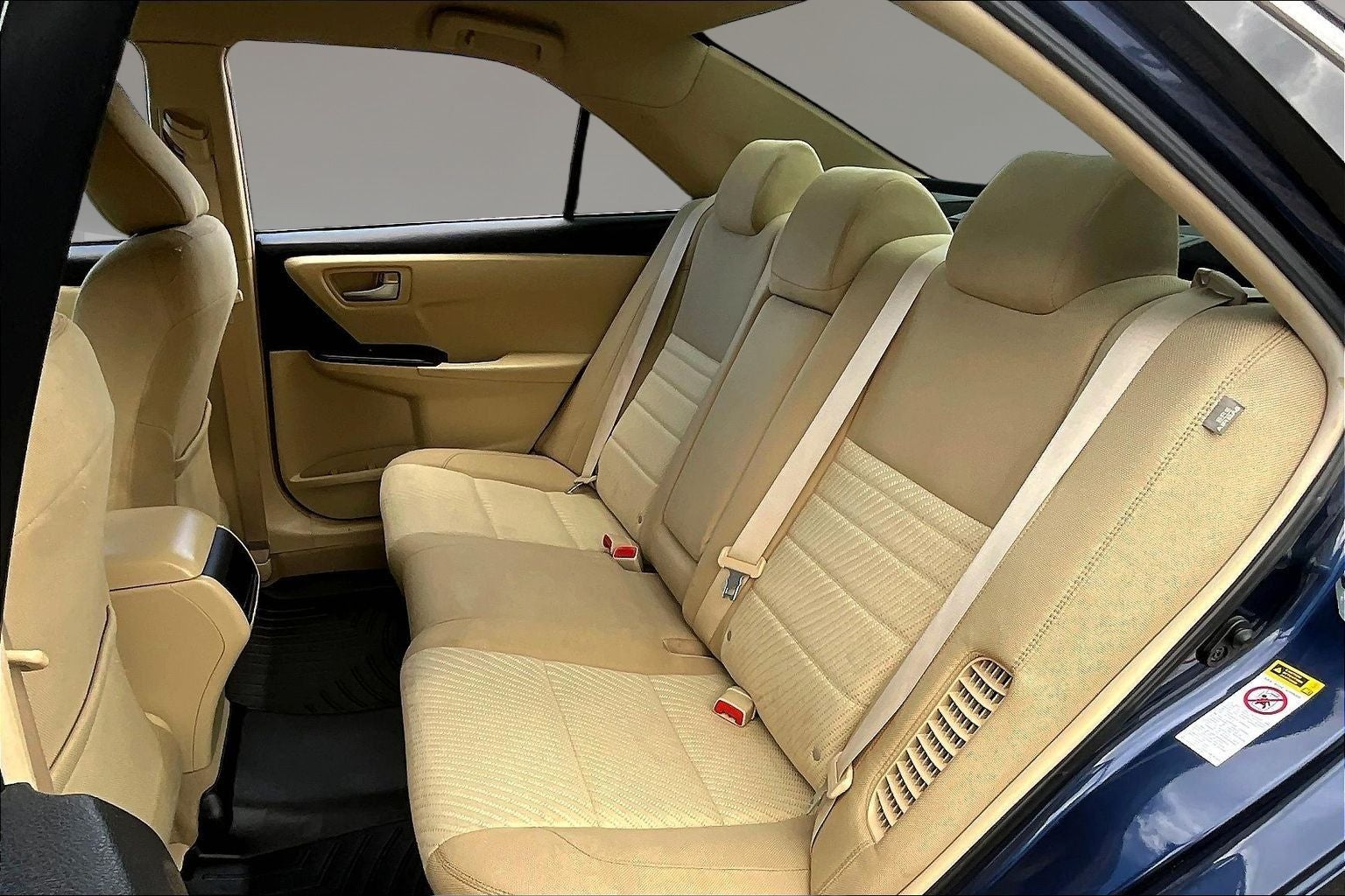 2015 Toyota Camry Hybrid LE