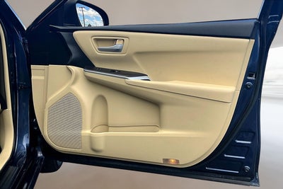 2015 Toyota Camry Hybrid LE