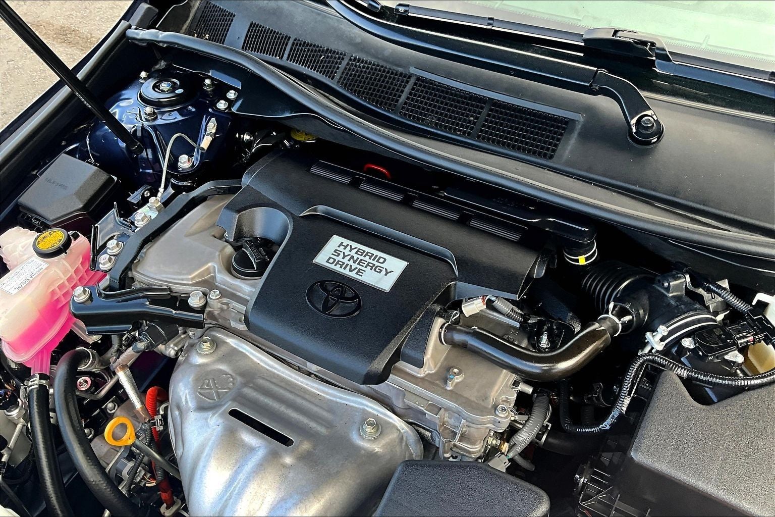 2015 Toyota Camry Hybrid LE