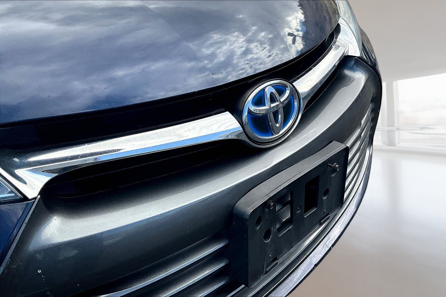 2015 Toyota Camry Hybrid LE