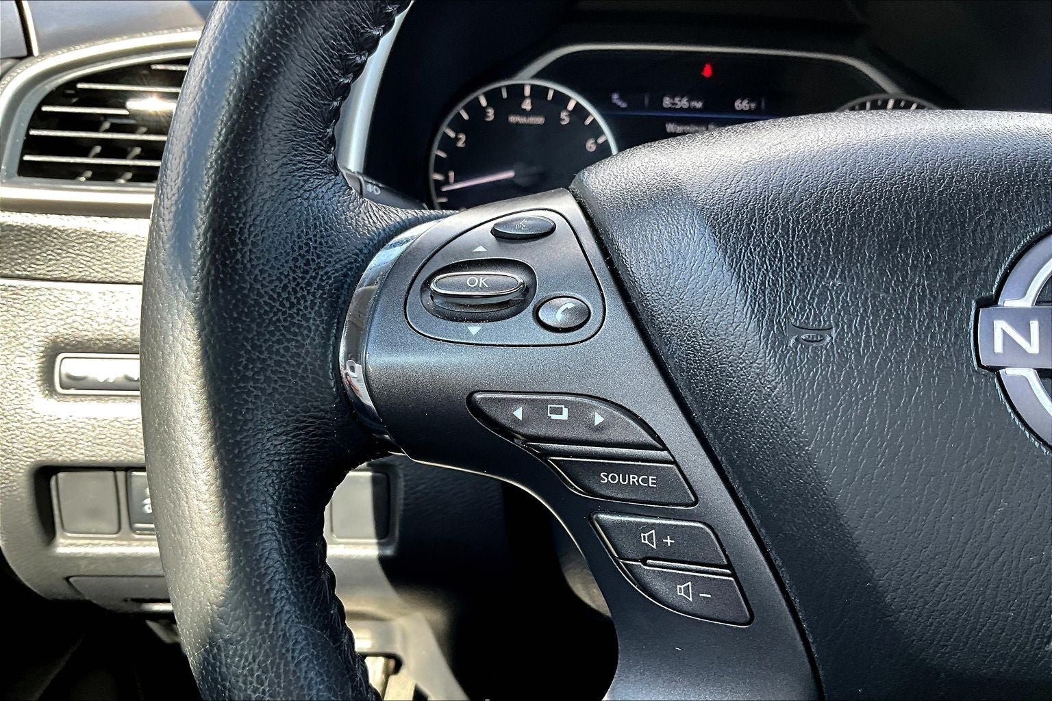 2023 Nissan Murano SV
