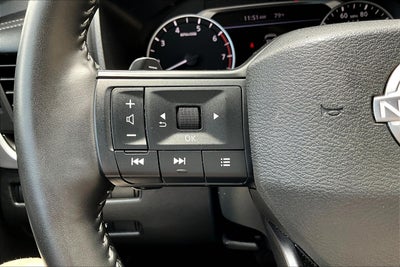 2025 Nissan Rogue SV