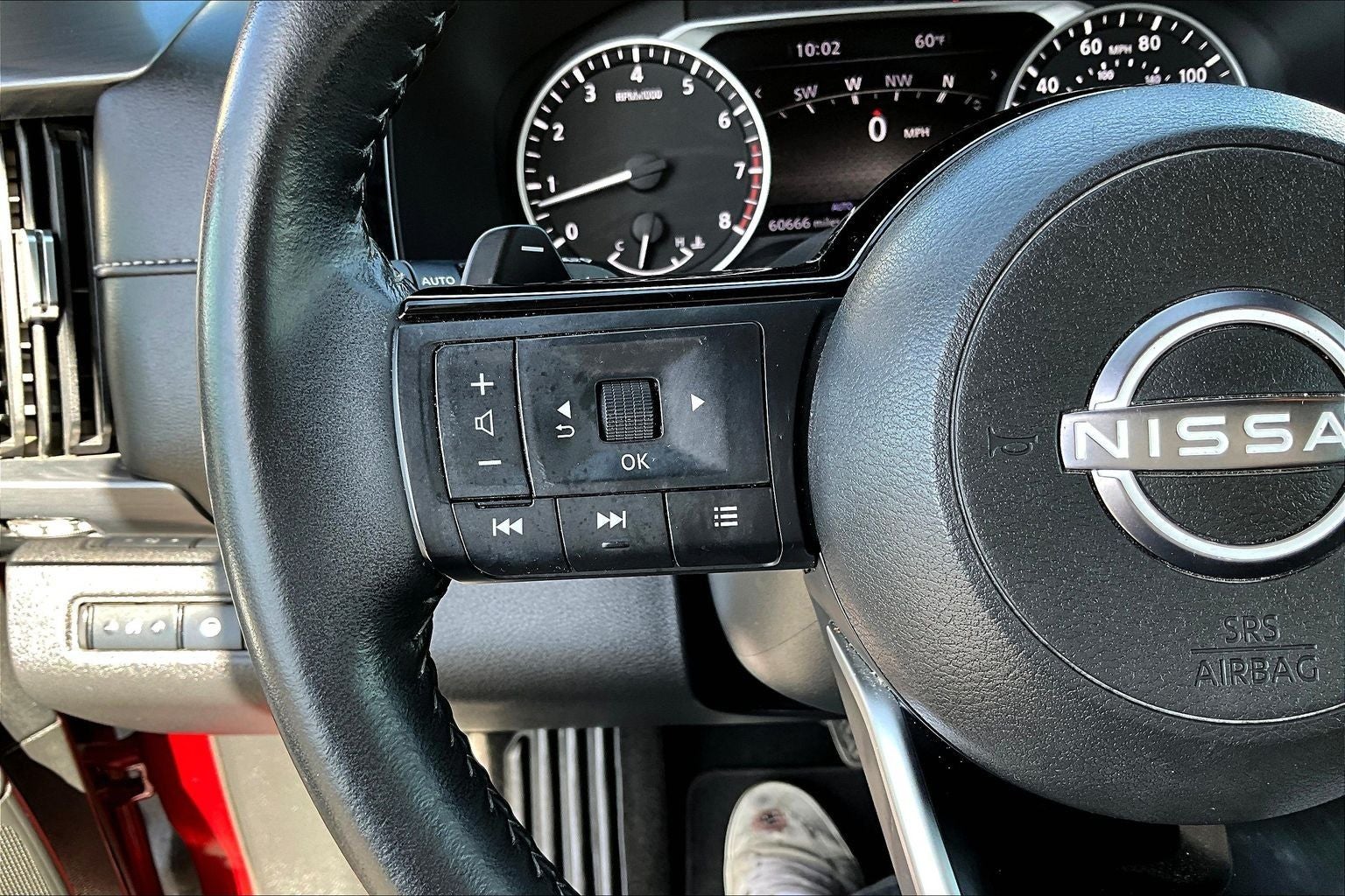 2022 Nissan Pathfinder SL