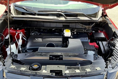 2022 Nissan Pathfinder SL
