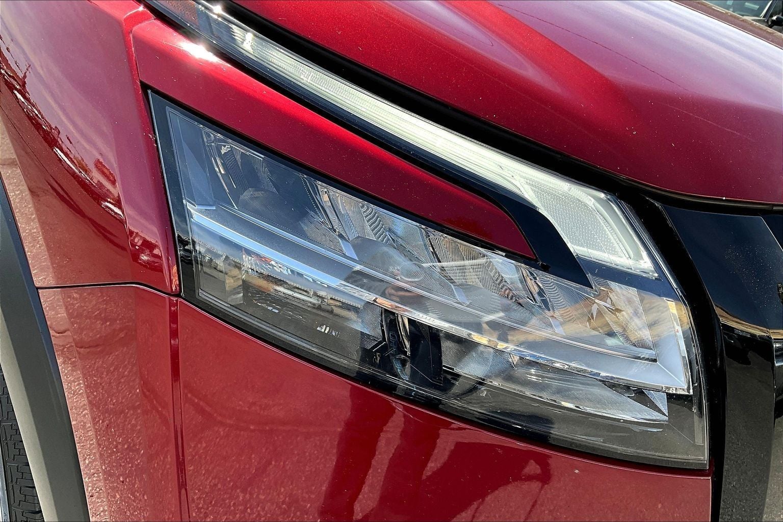 2022 Nissan Pathfinder SL