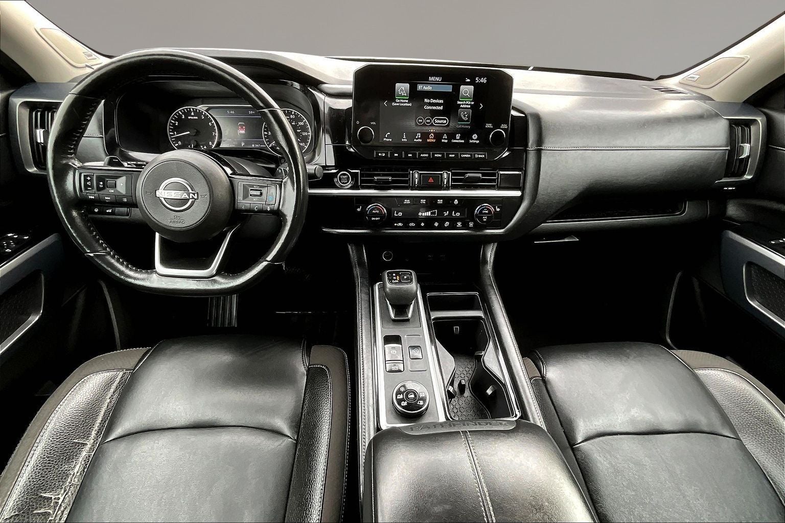 2022 Nissan Pathfinder SL