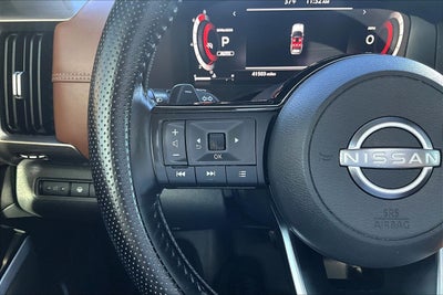 2023 Nissan Pathfinder Platinum