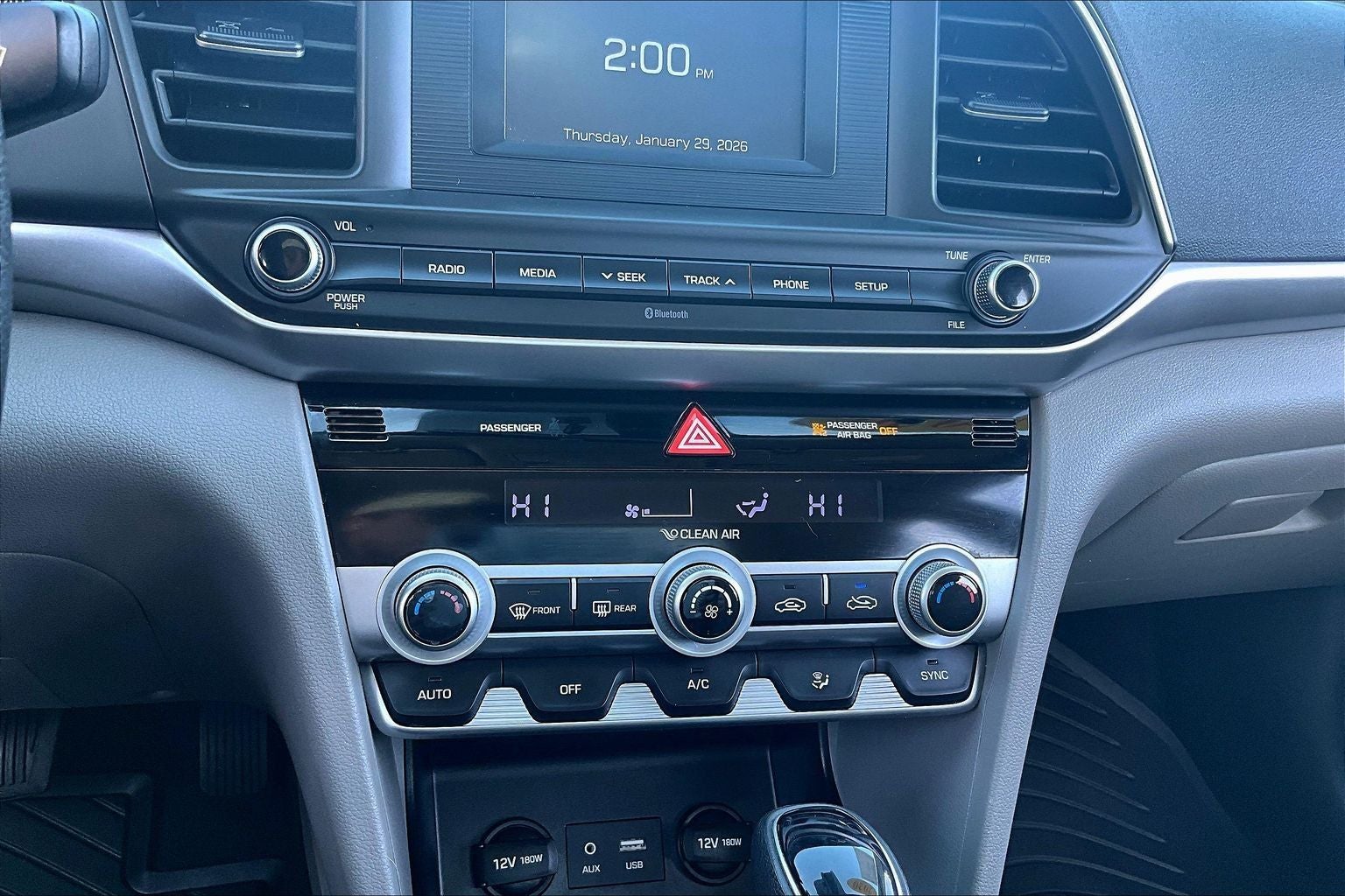 2020 Hyundai Elantra SE