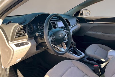 2020 Hyundai Elantra SE