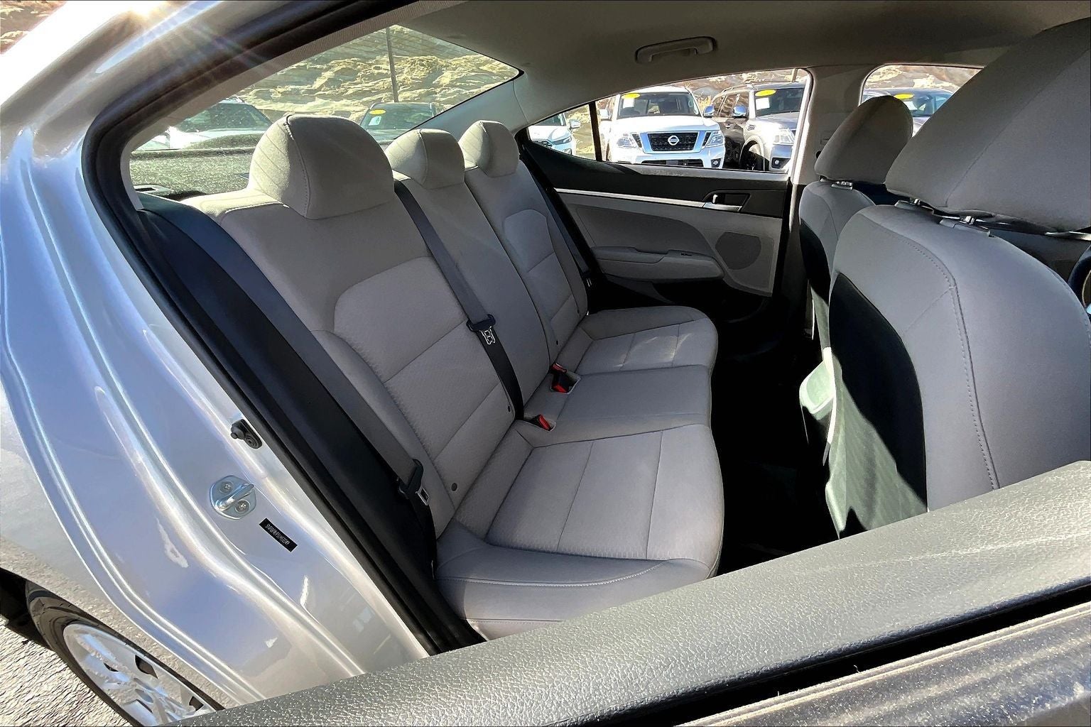 2020 Hyundai Elantra SE