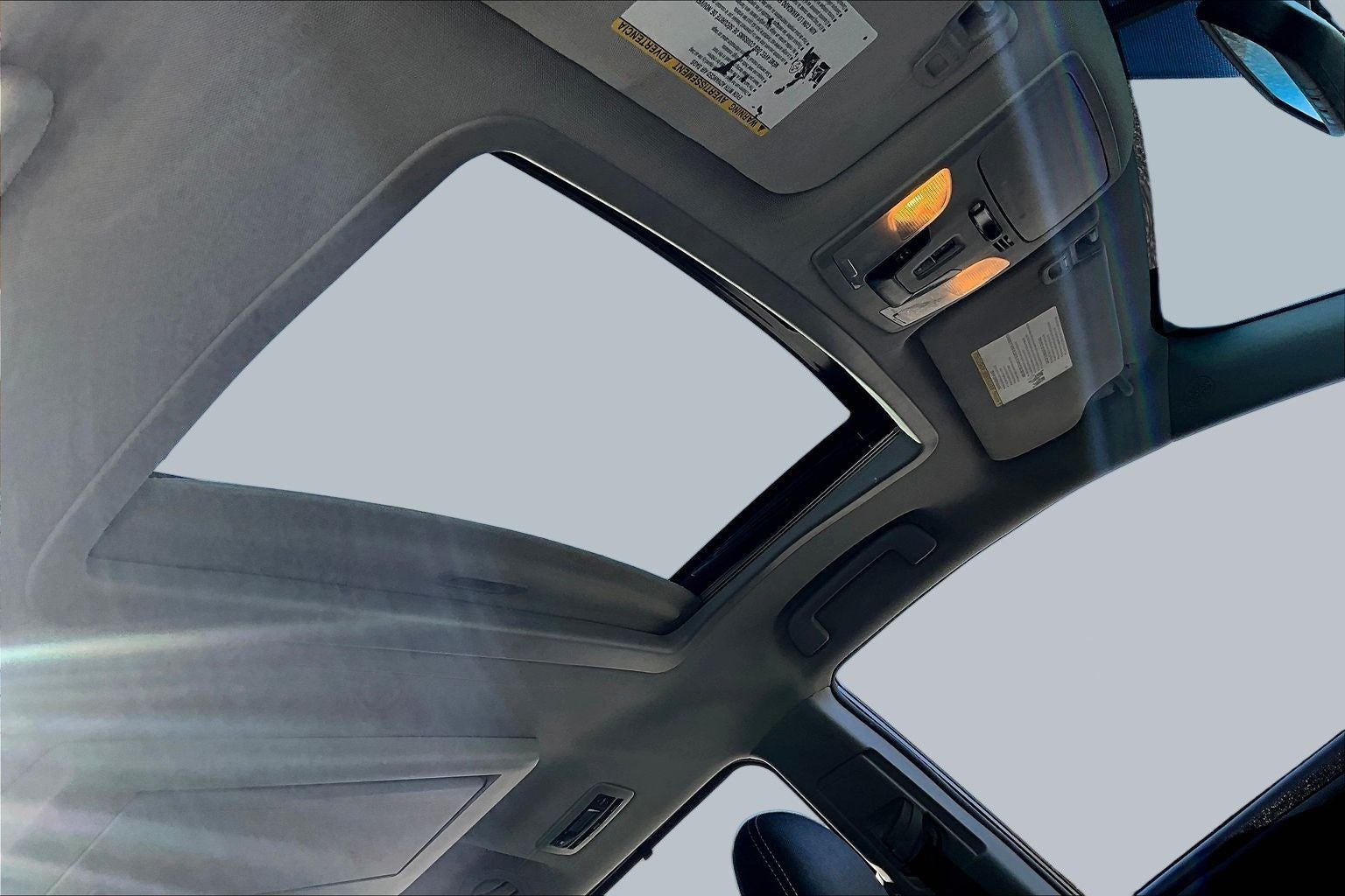 2017 Toyota Sienna SE 8 Passenger