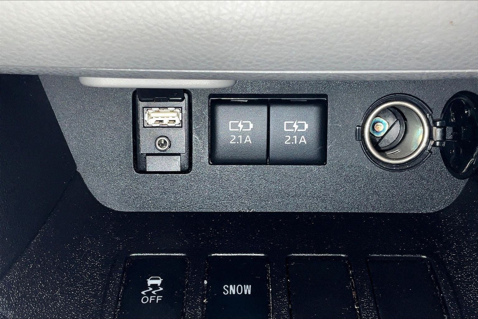 2018 Toyota Highlander Base