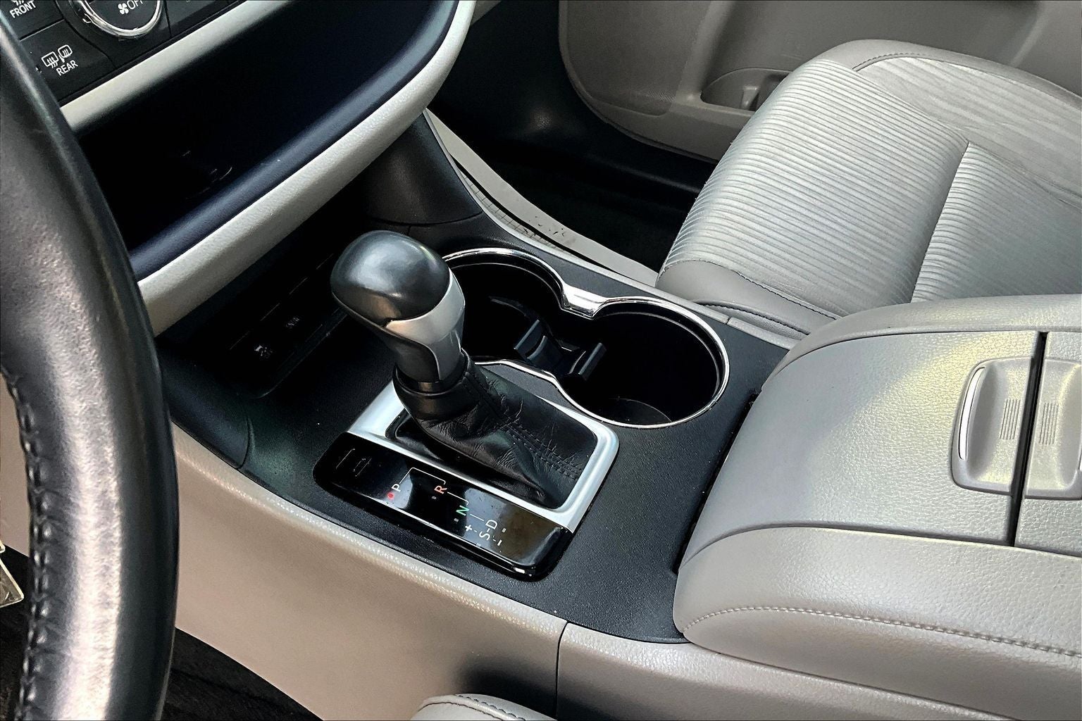 2018 Toyota Highlander Base