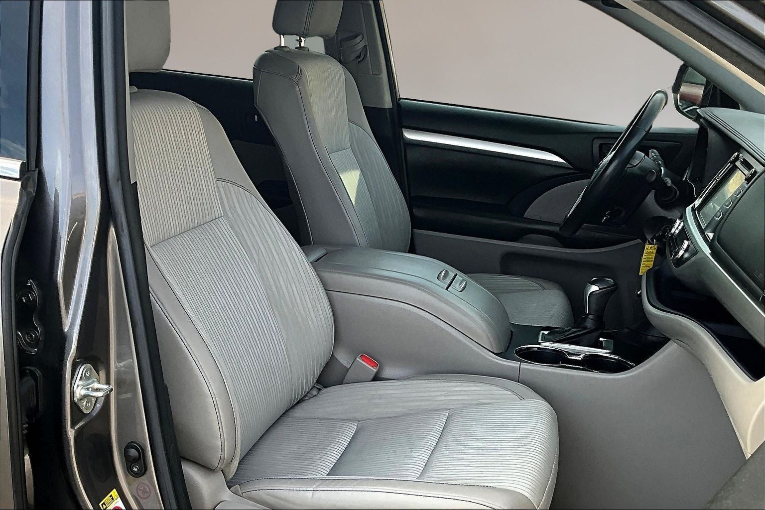 2018 Toyota Highlander Base