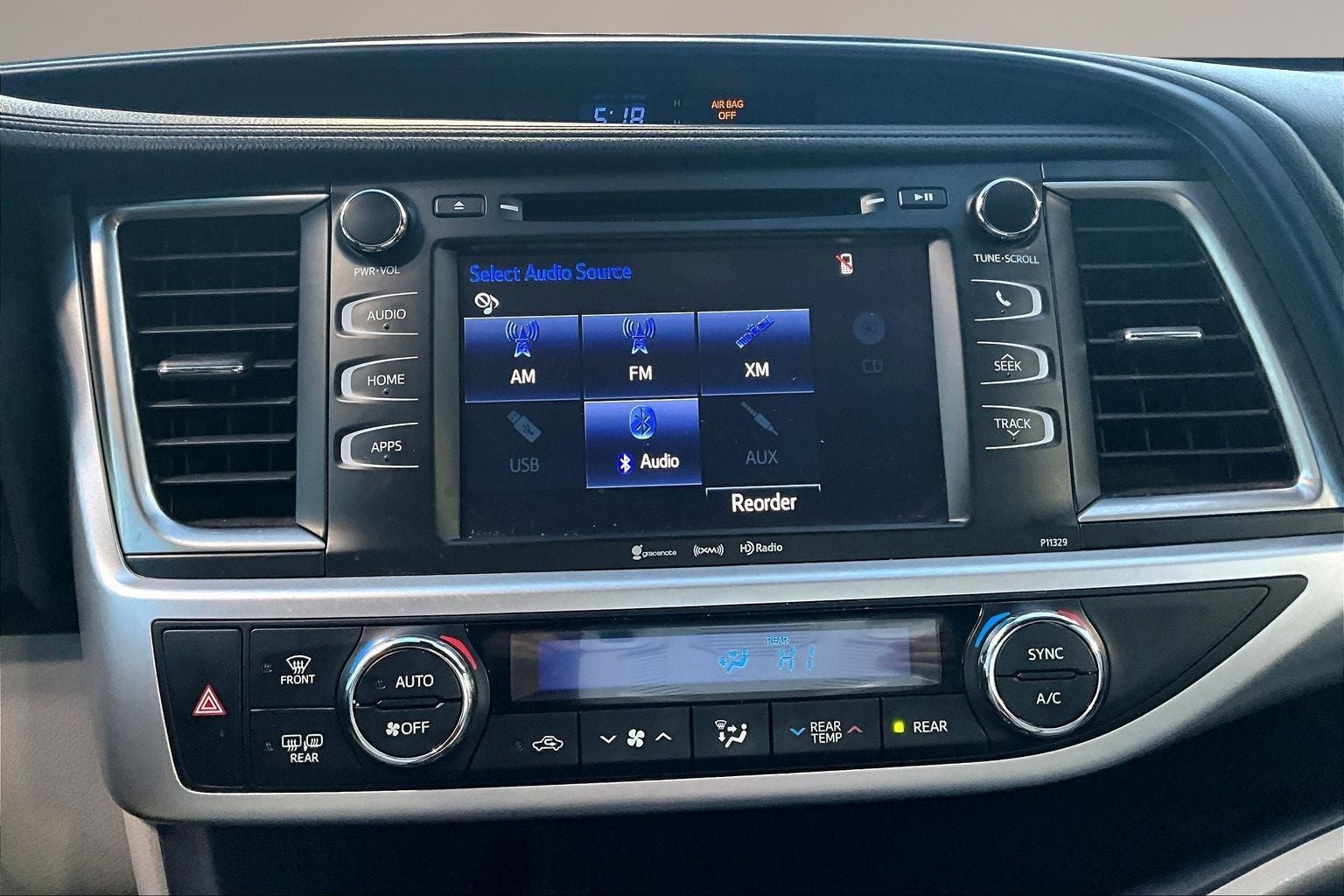 2018 Toyota Highlander Base