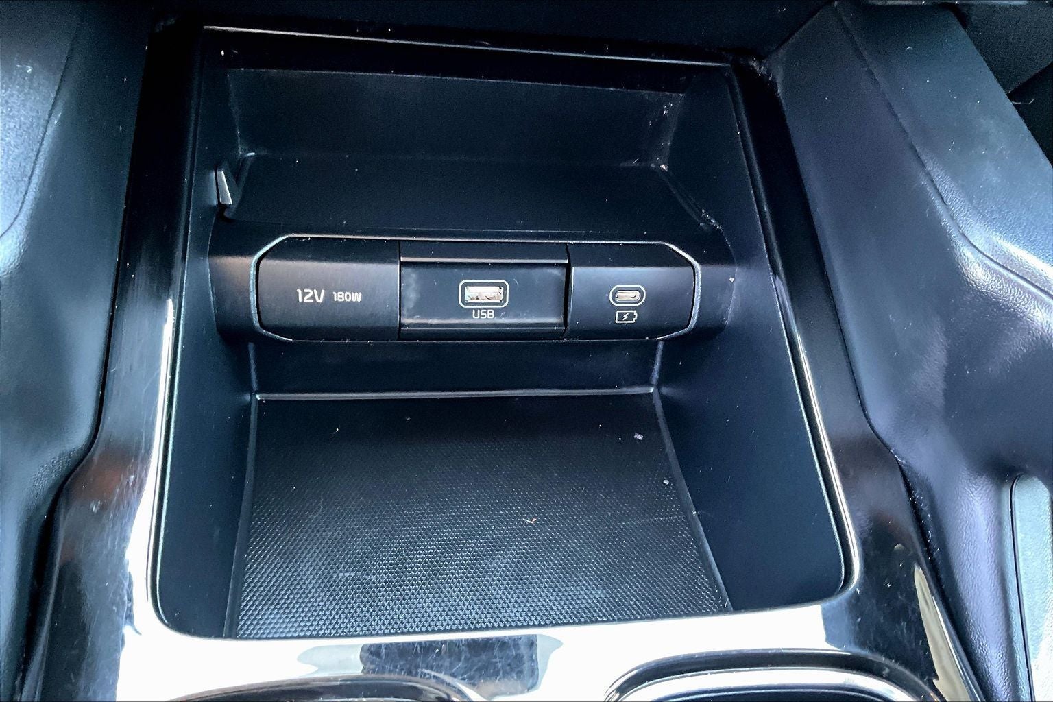 2023 Kia Telluride LX