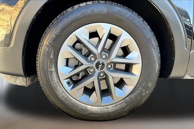 2023 Kia Telluride LX
