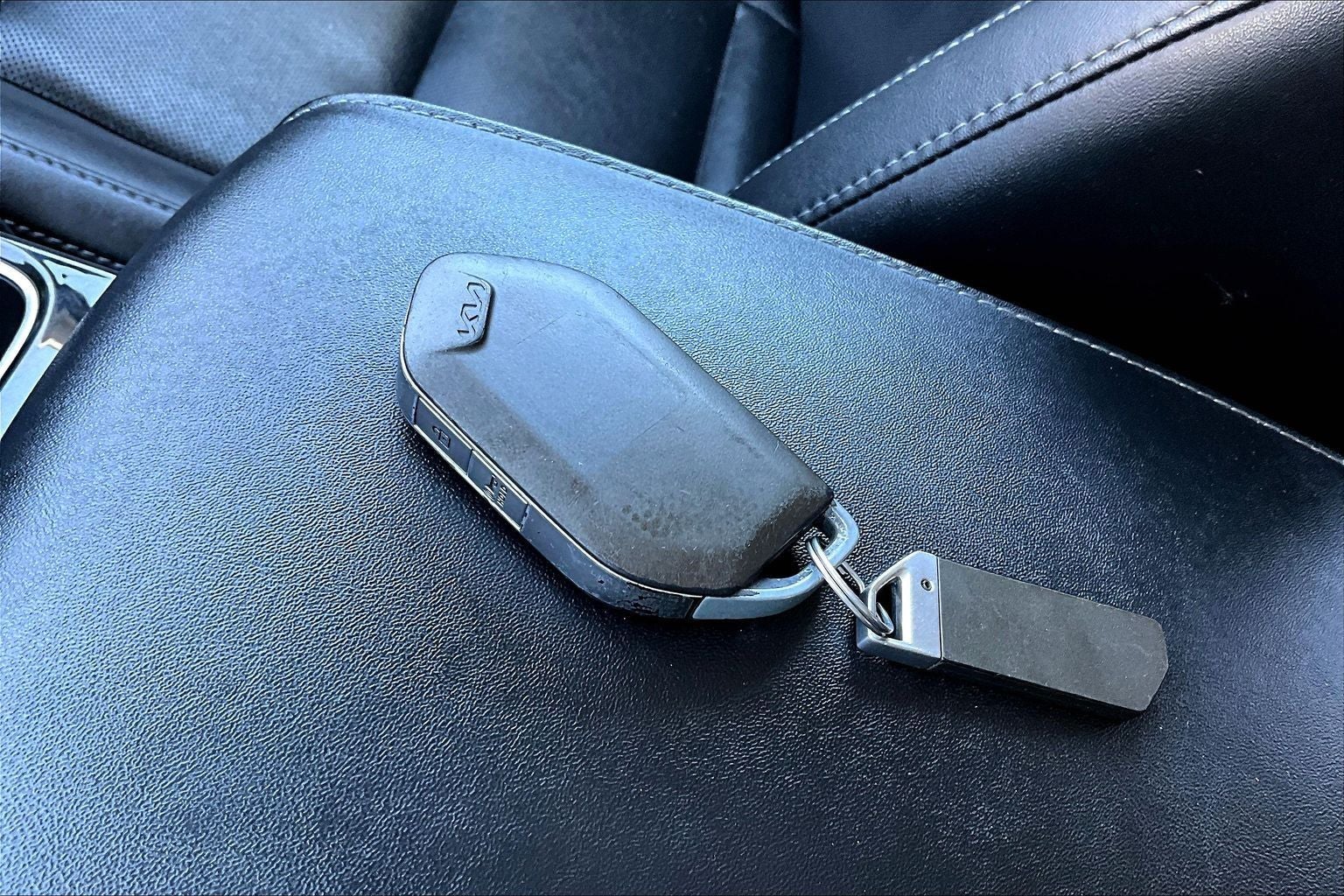 2023 Kia Telluride LX