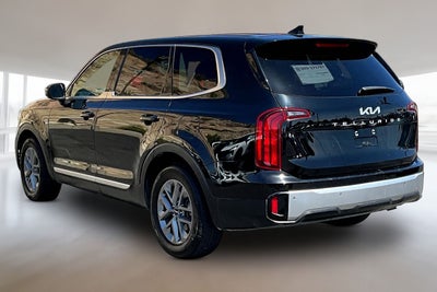 2023 Kia Telluride LX