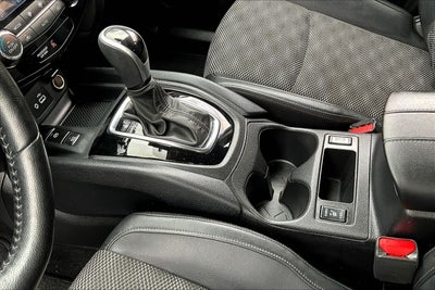 2022 Nissan Rogue Sport SV