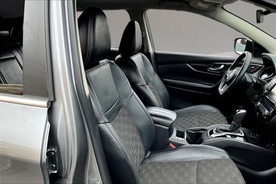 2022 Nissan Rogue Sport SV