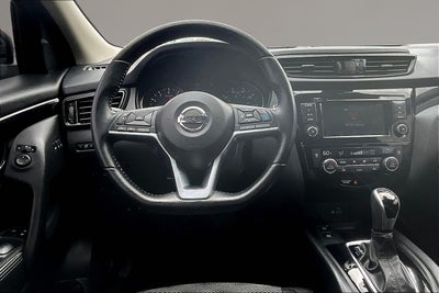 2022 Nissan Rogue Sport SV